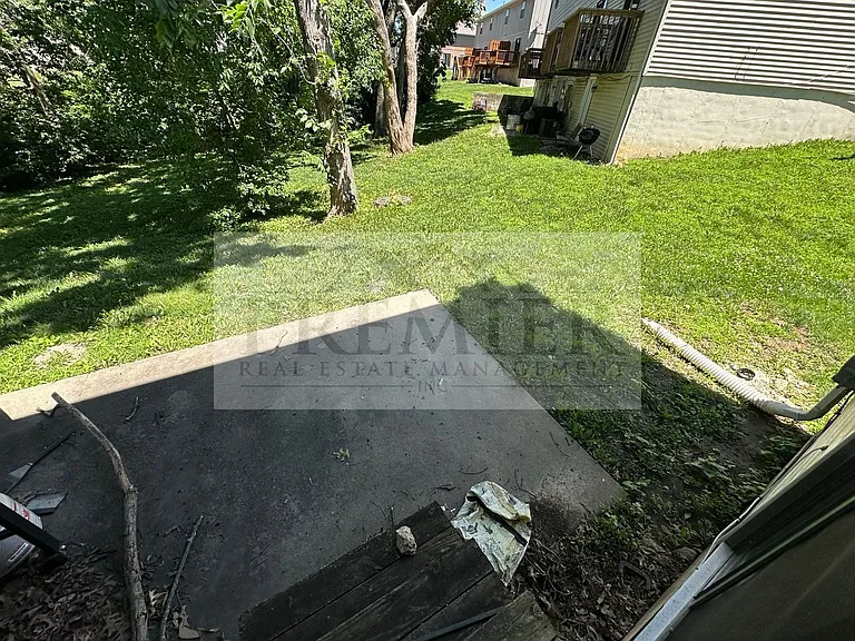 3562 NE Independence Ave, Lee's Summit, MO 64064 - 3 bed / 1.5 bath TH w/ single garage - Interio... — Photo 15