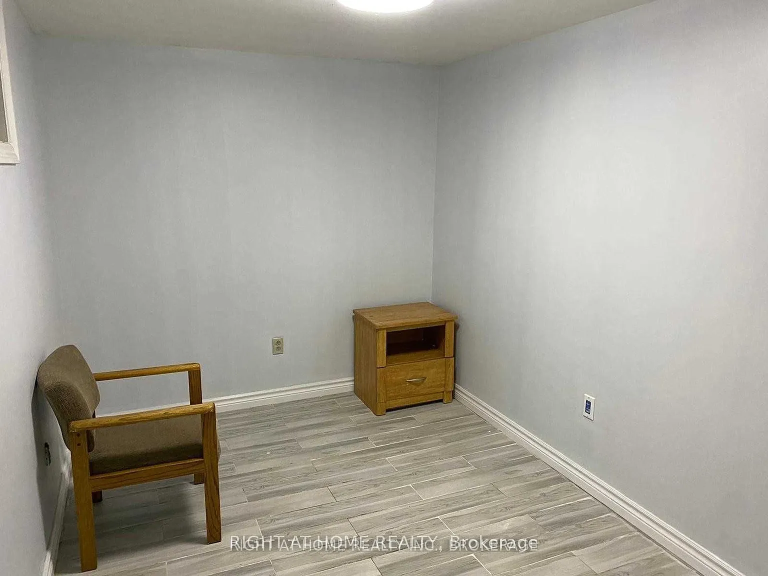 2 bed, $1,600 — Photo 4