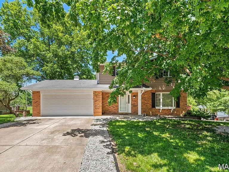 6 Sandwedge Dr — Photo 1