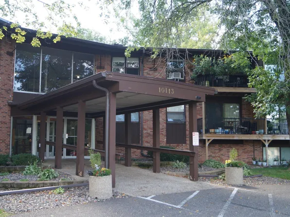 10113 34th St W #338, Minnetonka, MN 55305