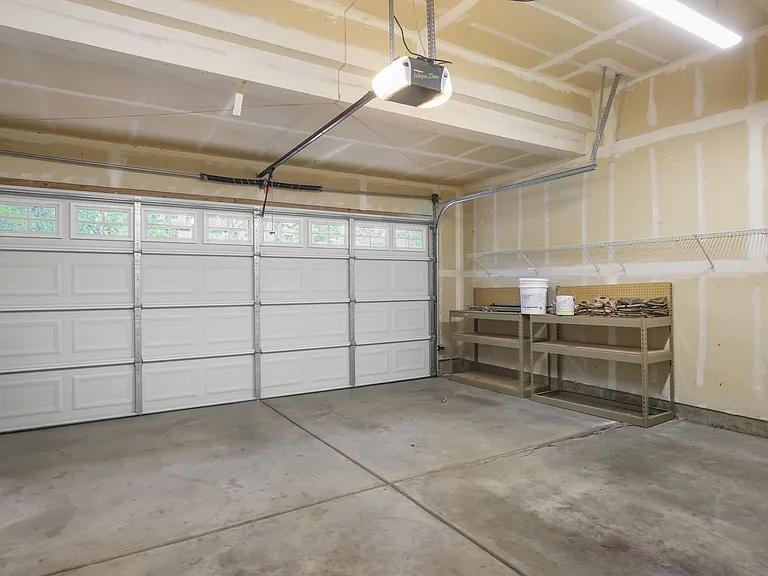 658 Wild Ridge Cir — Photo 29