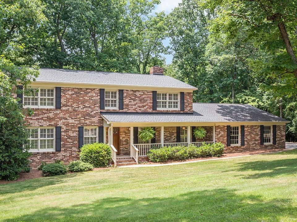 91_Carriage_Hill_01