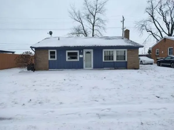 416 Feeman Ct, Adrian, MI 49221