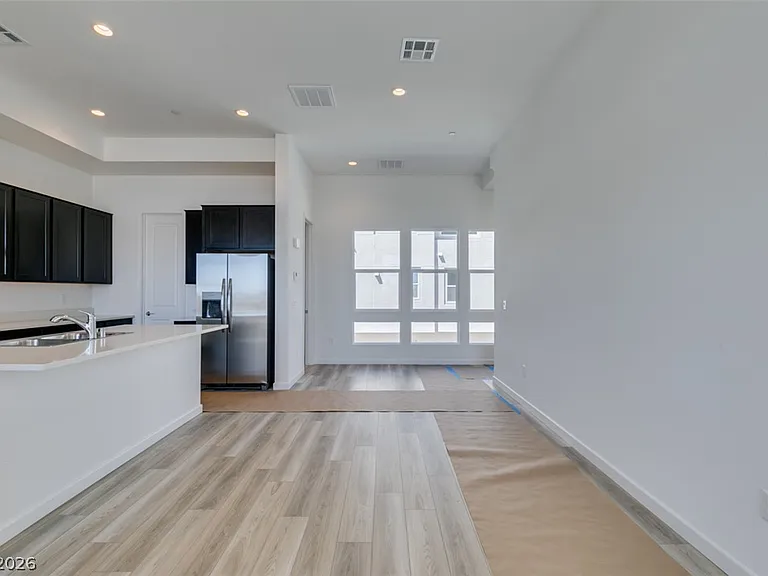 2498 Indigo Mountain St — Photo 25