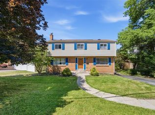 110 Crescent Garden Dr, Pittsburgh, PA 15235