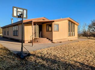 2794 W Skyline Rd, Benson, AZ 85602