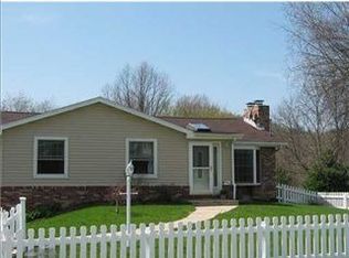 24 Barnhart St, Rural Ridge, PA 15075