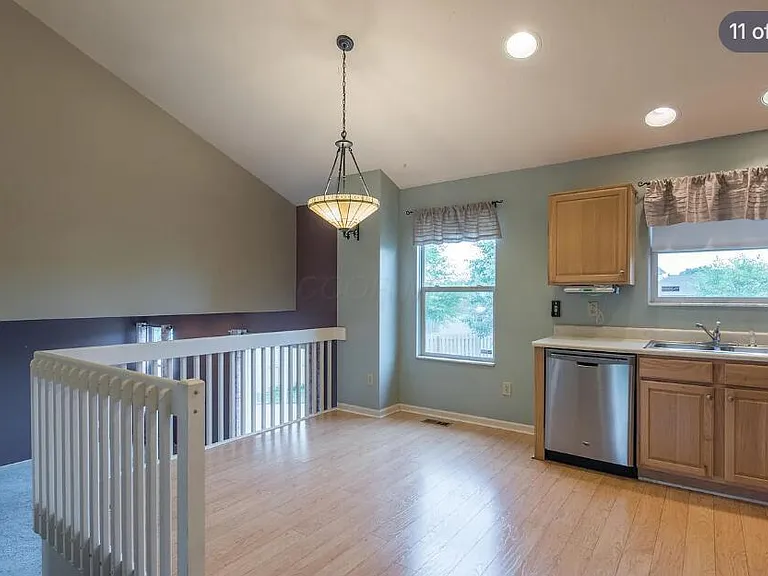 5499 Glenchester Dr — Photo 9