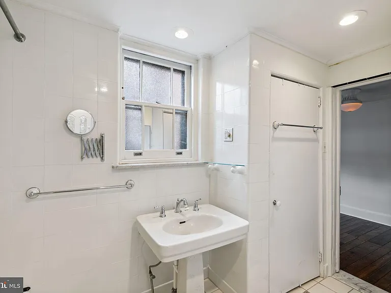423 S Carlisle St — Photo 21