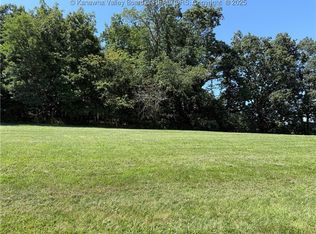 71 Sunday Silence Dr, Evans, WV 25241