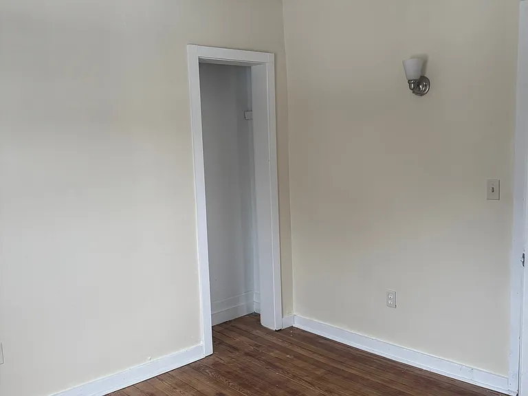 30 Saint Jerome Ave #2R — Photo 5