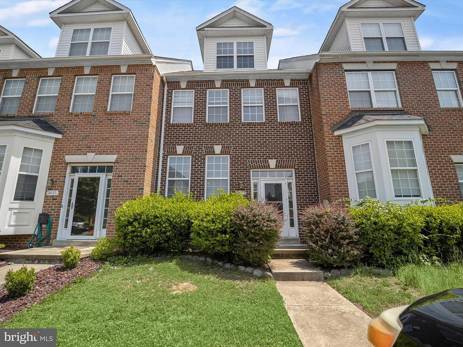 2623 Lacrosse Pl photo 1