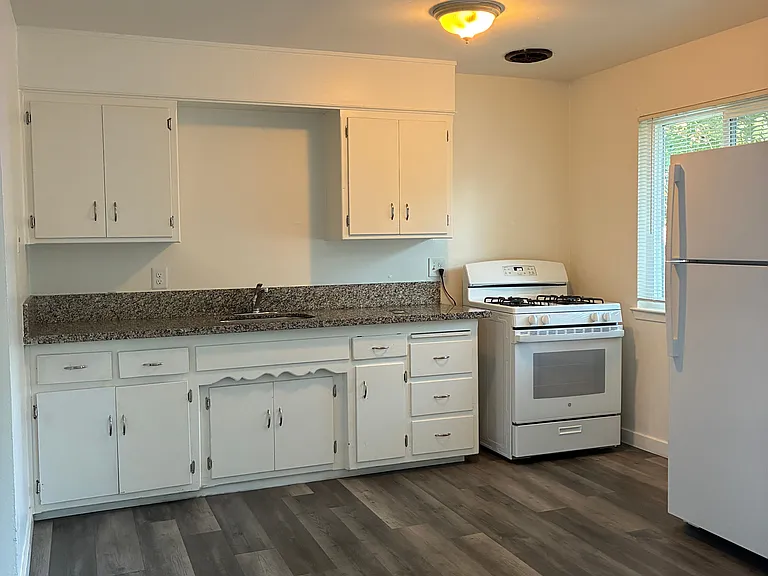 412-418 3rd St #416-1 — Photo 1
