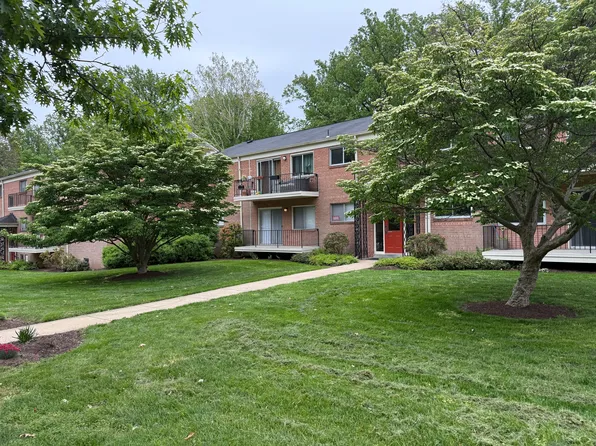 10649 Weymouth St, Bethesda, MD
