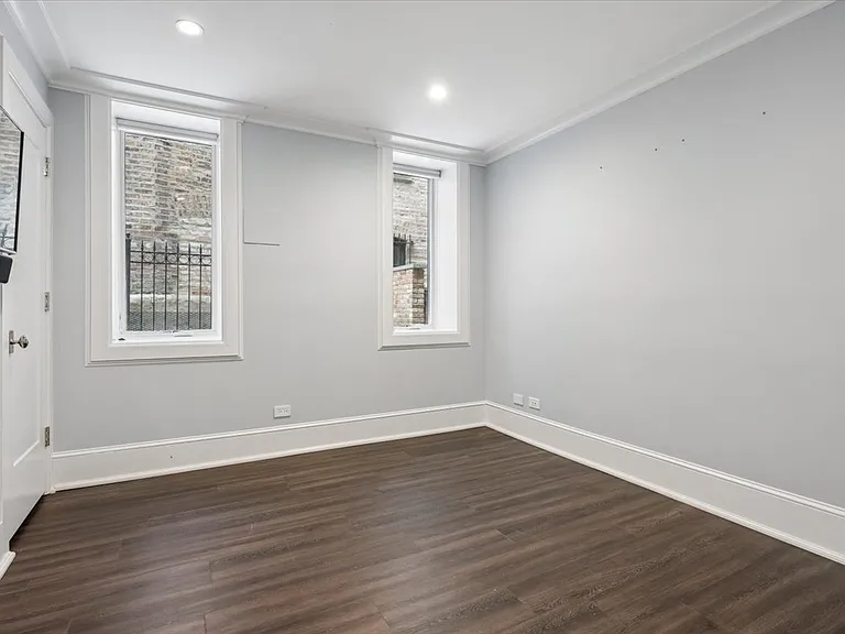 458 W Deming Pl — Photo 30
