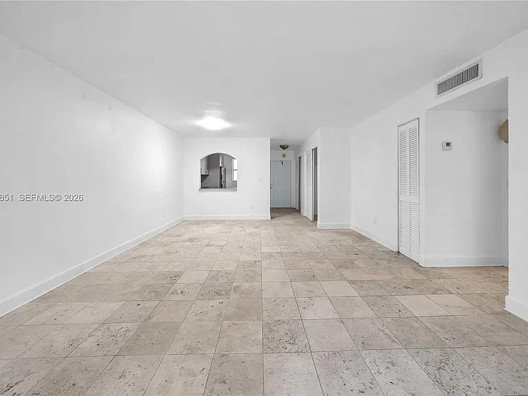 8650 SW 67th Ave #1010 — Photo 11