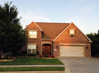 3807 SW Banbury Dr, Bentonville, AR 72713