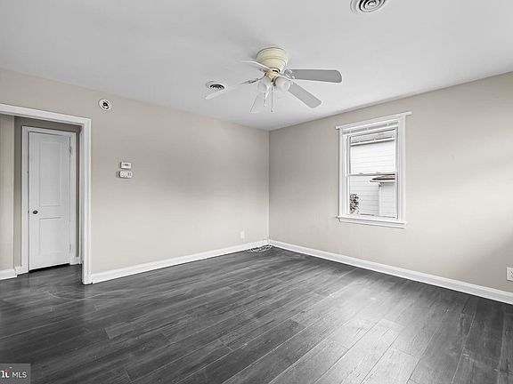 5th image of 13 Wolf Ave