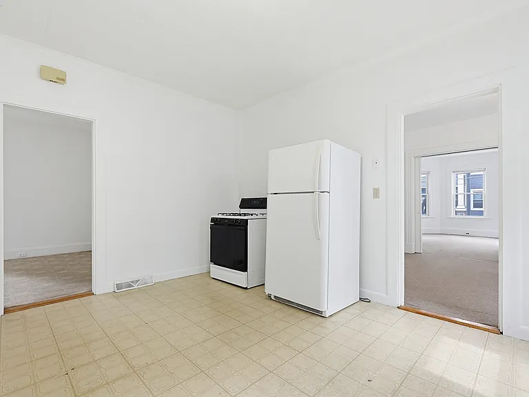 30 Stone Ave #30 — Photo 15