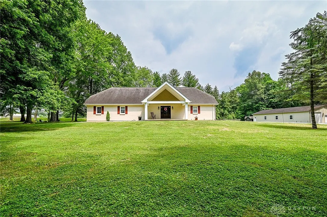 8330 Maineville Rd photo 1