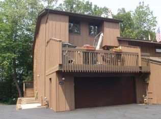 2625 Sumac Rdg, White Bear Lake, MN 55110
