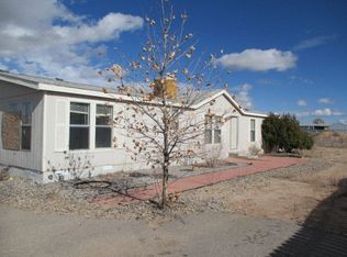 614 3rd St SW, Rio Rancho, NM 87124
