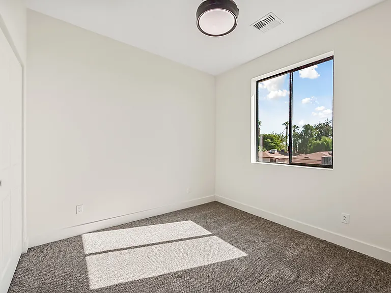 5505 W Palmaire Ave #4 — Photo 18