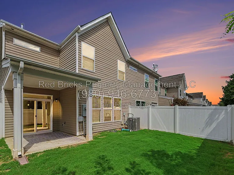 13431 Savannah Point Dr — Photo 30