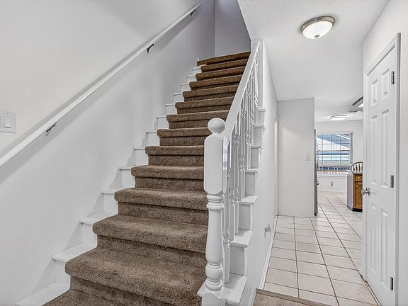 5th image of 507 Matthew St