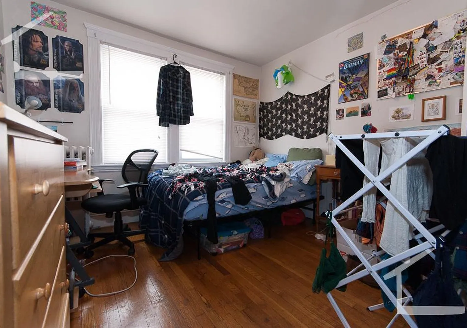 Student Friendly Housing near BU w 2 bathrooms! Laundry in Unit — Photo 3