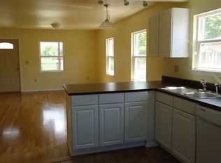 912 S 16th Ave, Yakima, WA 98902