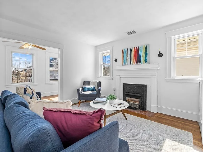 102 Harlow St #102 — Photo 3