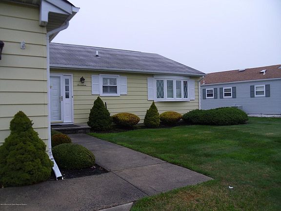 2nd image of 17 Purnell St