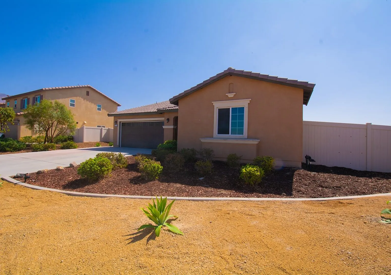 1717 Ranch View Lane- San Jacinto Ca 91582 Sfh 4 Br 2bth For Lease — Photo 1
