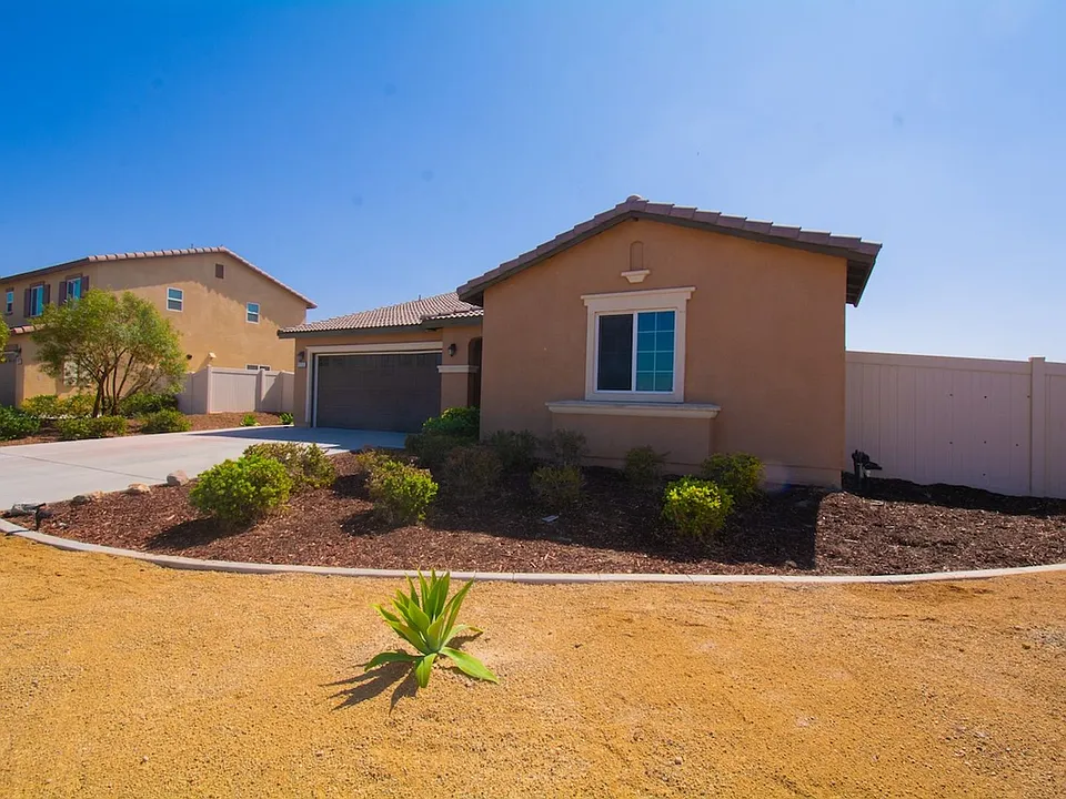 1717 Ranch View Ln