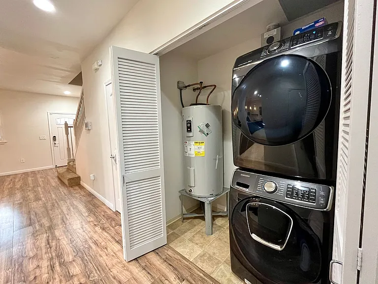 431 Manawai St #506 — Photo 7