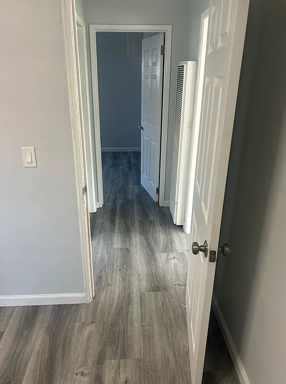 2 bed, 900 sqft, $3,000 — Photo 3