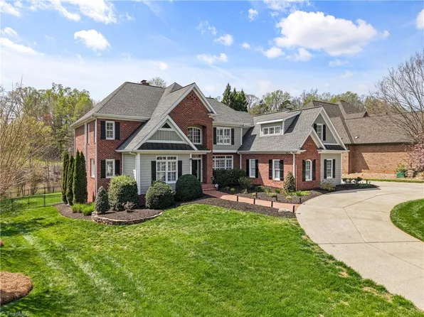 235 Fox Lake Ct, Winston Salem, NC 27106