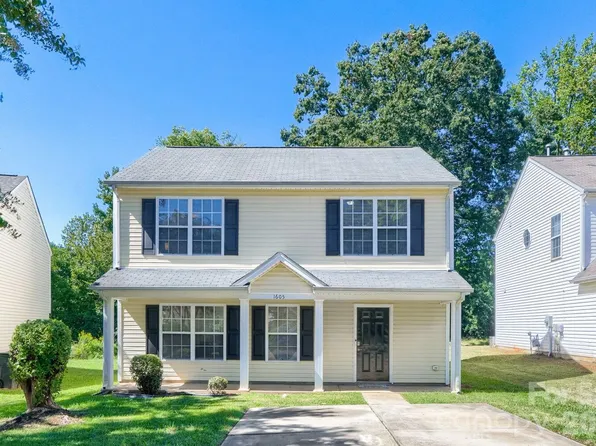1605 Crandon Dr, Charlotte, NC 28216