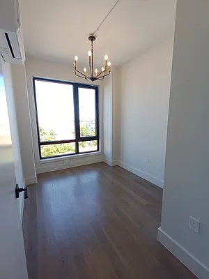 Rented by City Vista Inc | media 35