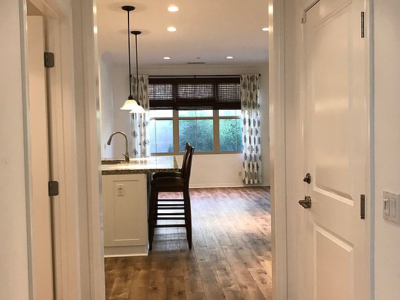 Hallway leading to Kitchen