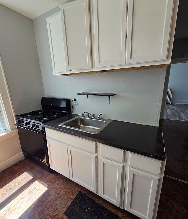 1st image of 439 Springdale Ave #5D