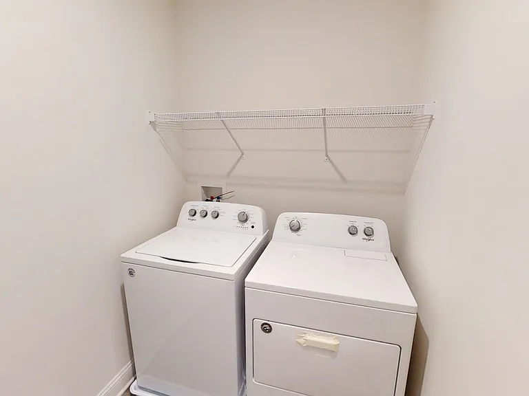 Lofts at Kelley Farms — Photo 10