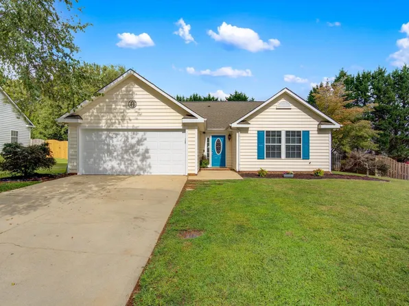 304 Thornbush Ct, Greer, SC 29651