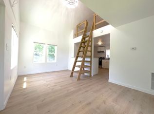 1214 S Lincoln Street, Bloomington, IN 47401