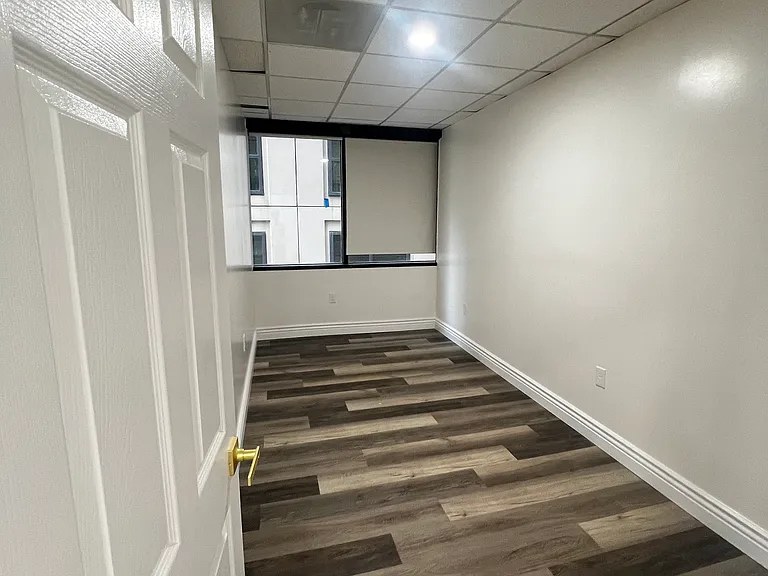 1111 14th St NW #603 — Photo 2