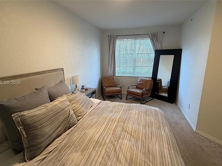 735 SW 148th Ave #1711 — Photo 20