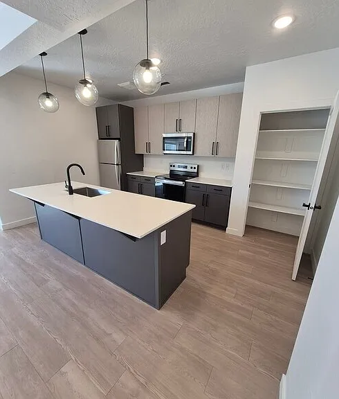 Promontory Place — Photo 37