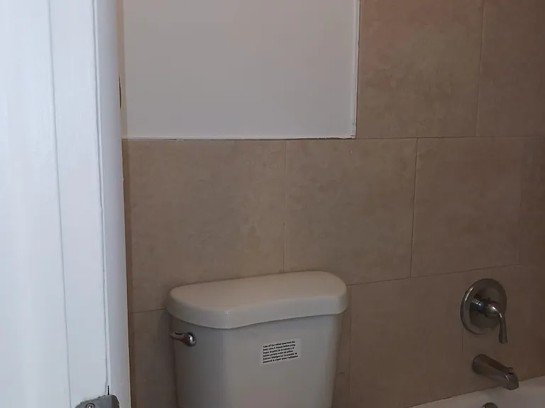 1015 NW 45th Ave #103 — Photo 12