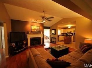 12822 Highstone Dr, Saint Louis, MO 63146